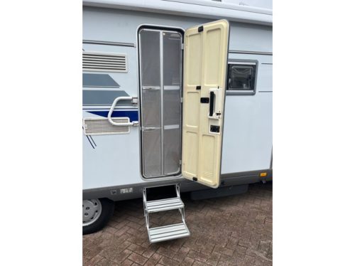 Hymer Bc 655 Classic Drop-down bed Roof air conditioning Camera Solar panel photo: 8