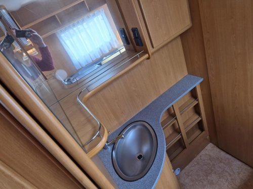 Dethleffs Camper Lifestyle 510 French bed, mover, awning + VT photo: 17