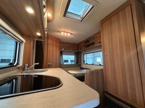 Weinsberg CaraOne 390 QD photo: 23