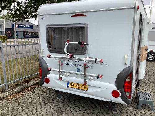 Knaus Sudwind 420 OD Mover/ awning photo: 18