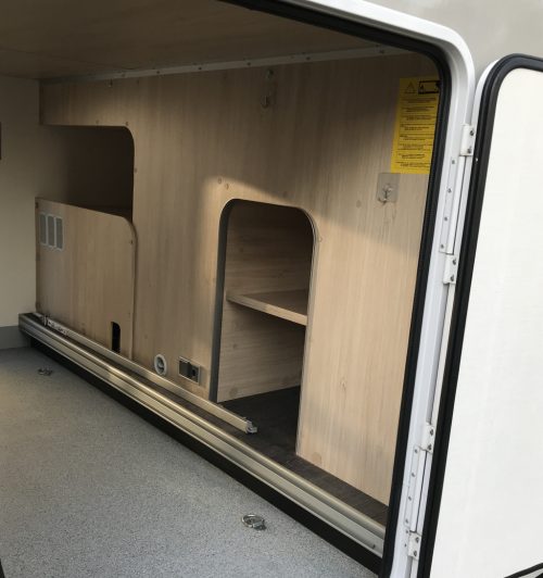 Challenger # 9T Automatic # Single beds # photo: 3