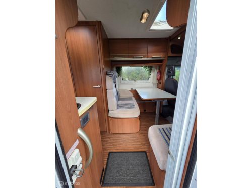 Laika X660R Semi-integrated 131Hp ☆Cruise, Euro 4, Garage☆ photo: 13