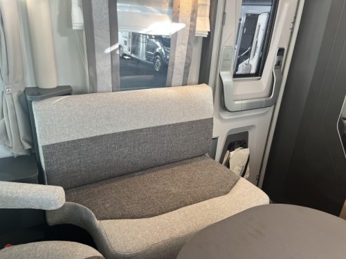 Knaus L!ve I 700 MEG  Foto: 16