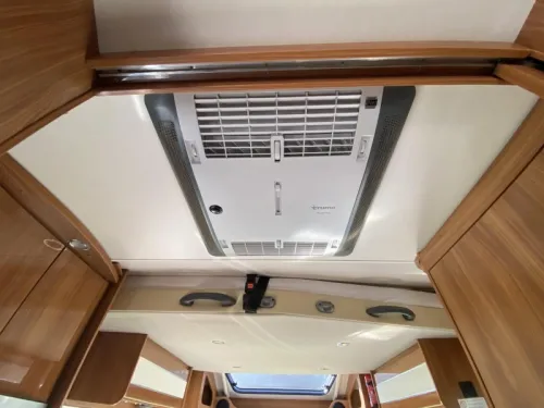 Dethleffs Magic Edition 7151 EB single beds + pop-top roof  photo: 10