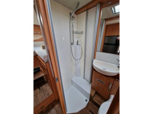 Hymer Exsis-T 588 Einzelbetten Foto: 9