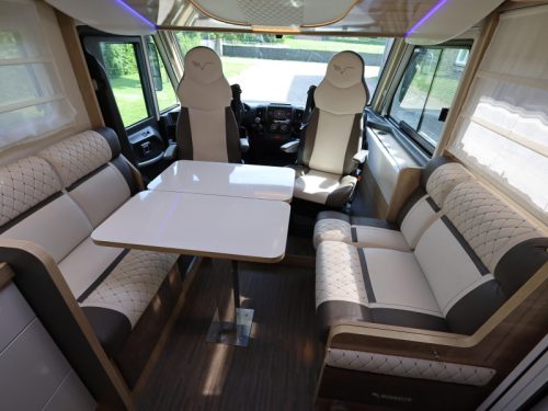 Mobilvetta Kea 86 I roof air conditioning | single beds photo: 4