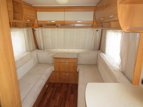 Eriba Nova GL 390 COMPACT WITH REAR KITCHEN photo: 2