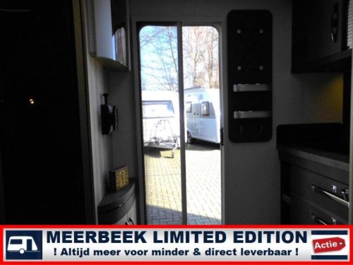 Hobby De Luxe 460 SFF +MOVER +AWNING +AIRCO ETC photo: 23