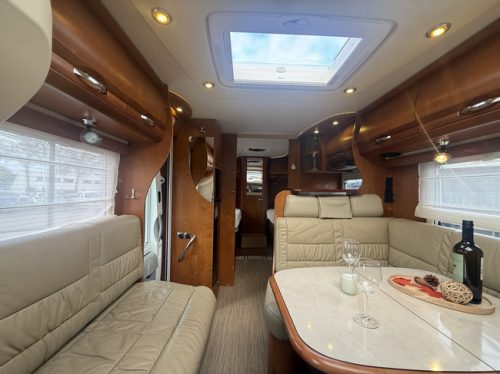 RAPIDO Le Randonneur 7065+F single beds 4 berths air conditioning solar panel maxxvan elktr dish tv remis plisse leather bearlock photo: 13