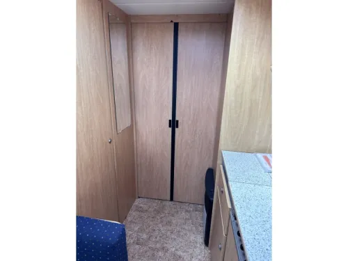 B&uuml;rstner Ventana Avantgarde 430 TN mit neuem Vorzelt Foto: 7