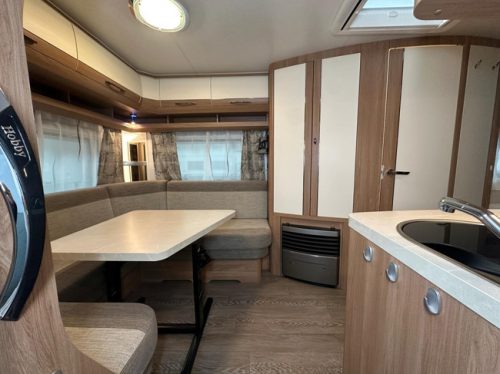 Hobby De Luxe 495 UL photo: 4