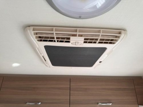 Dethleffs C'Joy 480 QLK mover air conditioning bunk bed photo: 12