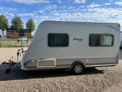 Caravelair Ambiance Style 420 mover awning bike rack photo: 4