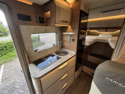 Knaus Van Wave 640 MEG 180 PK/Airco230/ Trekhaak  foto: 10