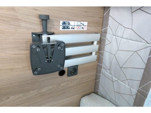 Knaus Sport Silver Selection 420 QD Awning Mover bike rack photo: 7