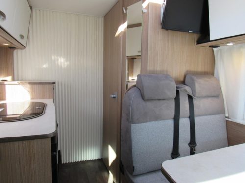 Hymer Carado V339 Europa Edition Black French bed 15k km 2022 photo: 16