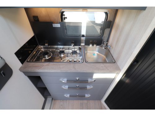 Hobby De Luxe 460 SFF MODEL 2027 - 577  photo: 11