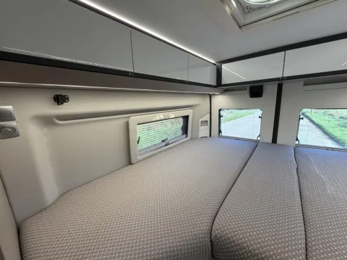 Adria Twin Plus 640 SLB Lithium, Wechselrichter, Solar  Foto: 12