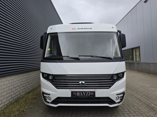 Adria SONIC SUPREME 700DL 161 HP AUTOMATIC ONLY 11,366 KM MANY OPTIONS SOLAR AIR CONDITIONING 16 INCH RIMS SINGLE BEDS POP-TOP ROOF photo: 8