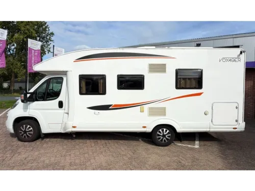 P.L.A. Camper Voyager Queensbed Hubbett Foto: 3