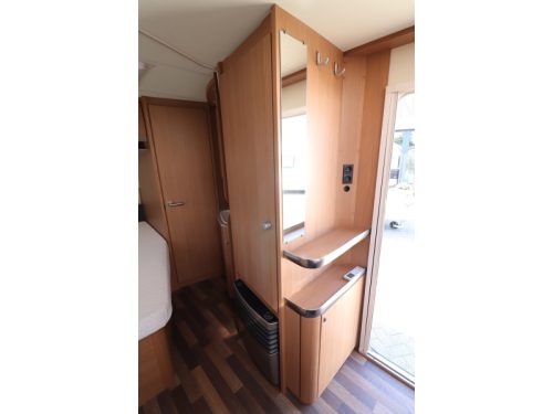 Knaus Sport 450 FU Vorzelt/ Fahrradtr&auml;ger Foto: 15