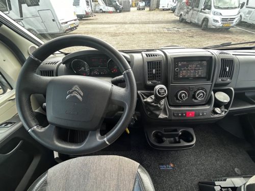 Adria Matrix Axess 600 SL Single beds - Drop-down bed photo: 5