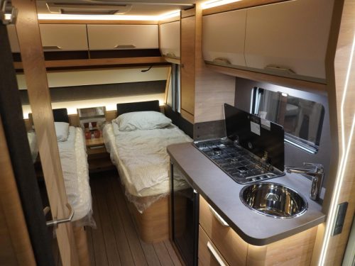 Knaus Sudwind Black Selection 460 EU EINZELBETTEN Foto: 13