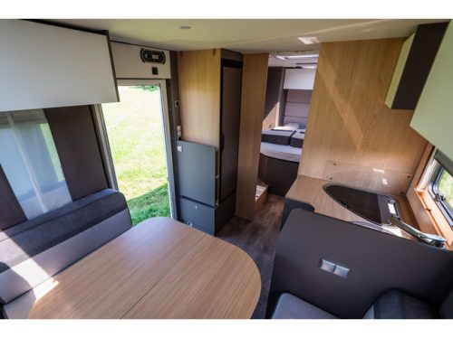 LMC Tourer Lift H 720 Semi-integrated | Cruise control | Awning | Reversing camera | Shower |Toilet |4 Berths | photo: 3