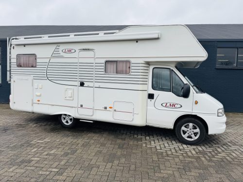LMC Liberty 680 G Overcab photo: 3