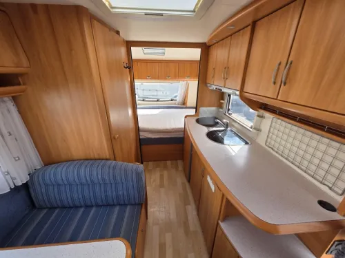 Hobby De luxe Easy 440 SF photo: 4