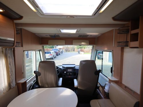 Knaus Sky I 700 LEG Automatic - without drop-down bed photo: 17