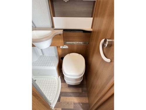 Knaus Vansation Van TI 600 meg - Einzelbetten Foto: 16
