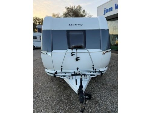 Hobby De Luxe Edition 560 KMFE stapelbed voortent mover  foto: 2