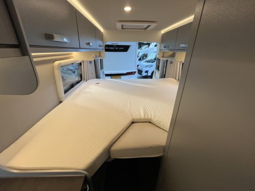 Weinsberg CaraBus Grey 600 ME [FIRE] GRATIS AUTOMAAT Foto: 14