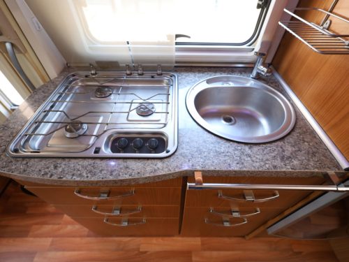 Hymer Tramp 674 SL single beds | roof air conditioning photo: 6
