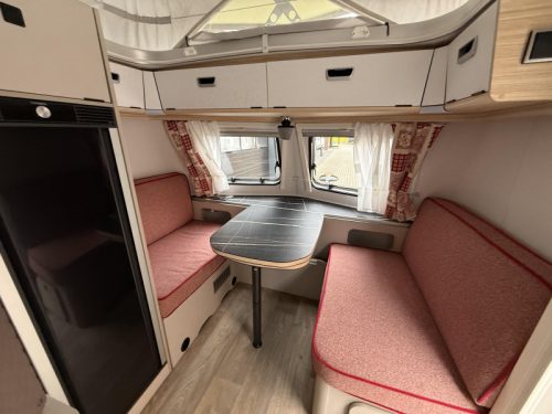 Eriba Touring 630 VOLL MIT OPTIONEN Foto: 4
