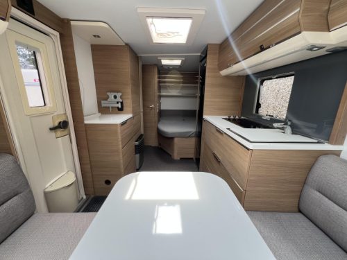 Adria Adora 512 UP Thule Awning Mover Fully Automatic photo: 2