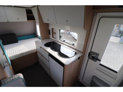 Dethleffs Aero 410 QS Querbett / Mover / Markise Foto: 9