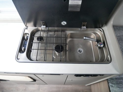 Carado 540 Pro, Automaat 9 Velocidades, Camper van Compacta de 5,40 Metros foto: 13