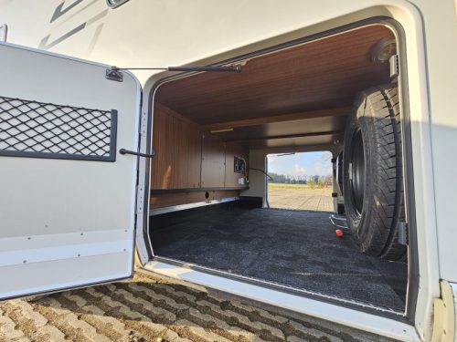 Hymer B678 Premium Line single beds photo: 20