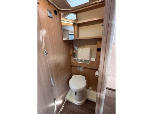 P&ouml;ssl Roadcar 640 Single Beds, Roof air conditioning, bike rack, carplay photo: 15