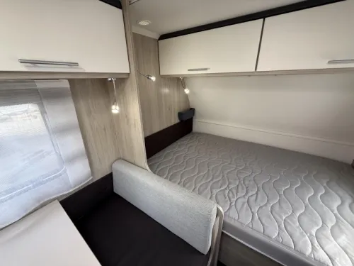 Caravelair Alba 400 VASTBED TREINZIT LUIFEL  foto: 8
