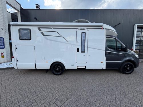 Hymer Tramp 685 &eacute;tat impeccable salon face &agrave; face photo : 20