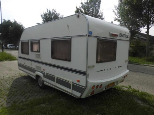 Beyerland Quartz 460 LB New awning and mover! photo: 1