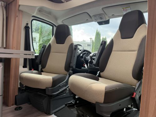 Weinsberg CaraLoft 650 ME LEVELSYSTEEM Foto: 13