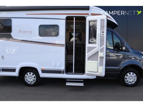 B&uuml;rstner Lyseo M Harmony Line 170hp Automatic | Single beds | Inverter | Roof air conditioning | Awning | Towbar | Bike rack | Bearlock | Solar photo: 4