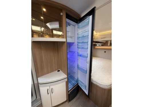 Hobby Excellent 560 WFU Incl. Mover and Awning photo: 23