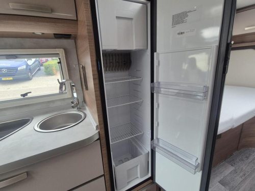 Knaus L!ve Ti 650 MEG Unique Low single beds photo: 12