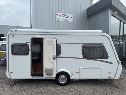 Eriba Nova Light 470 Mover/Toldo Thule foto: 2