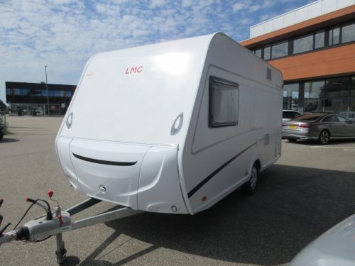 LMC Sassino 430 D VERY TIDY WITH AWNING photo: 18